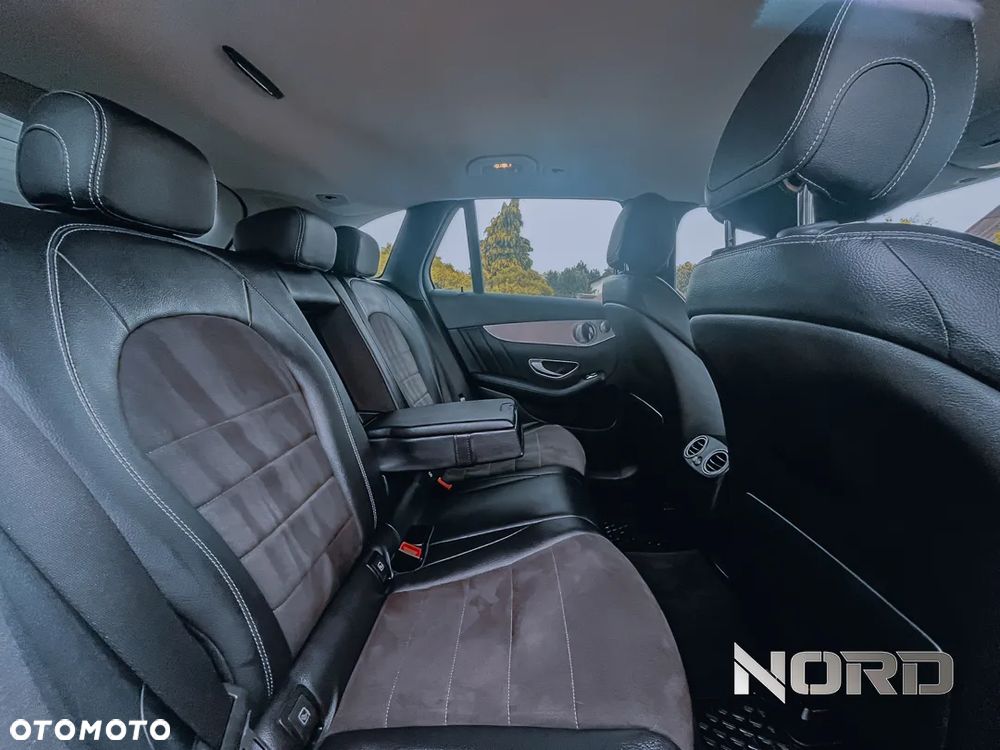 Mercedes-Benz GLC 350 e 4Matic 7G-TRONIC AMG Line - 16