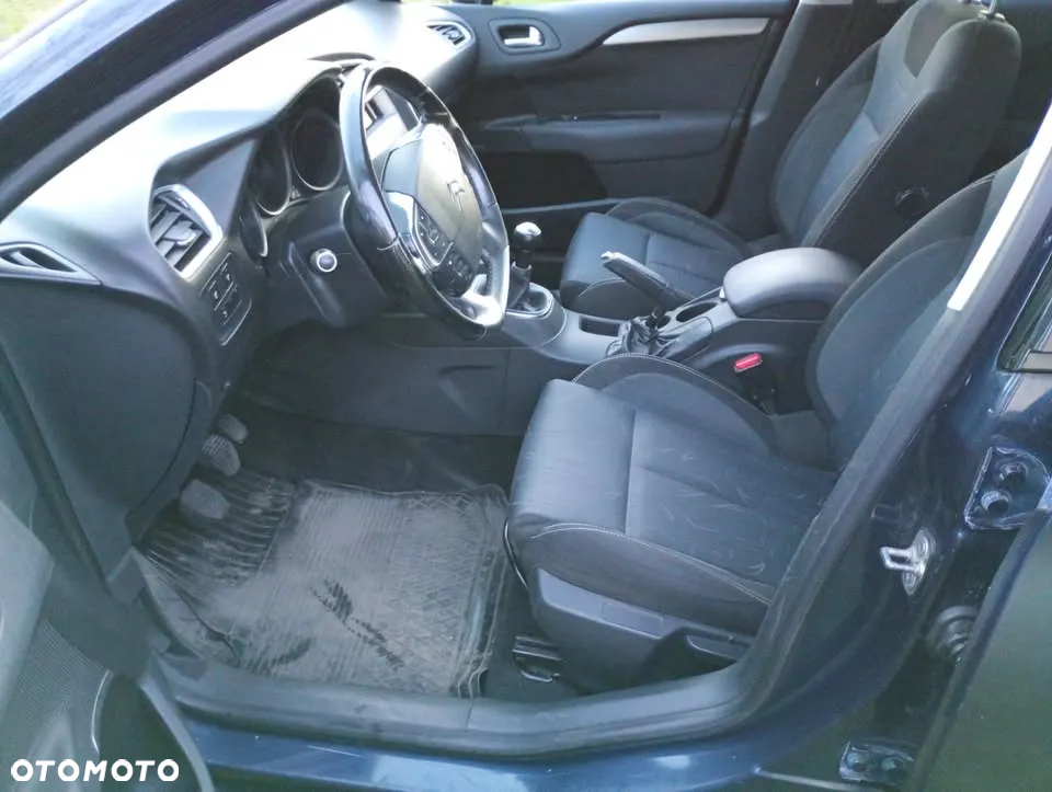 Citroën C4 1.6 HDi Attraction - 5