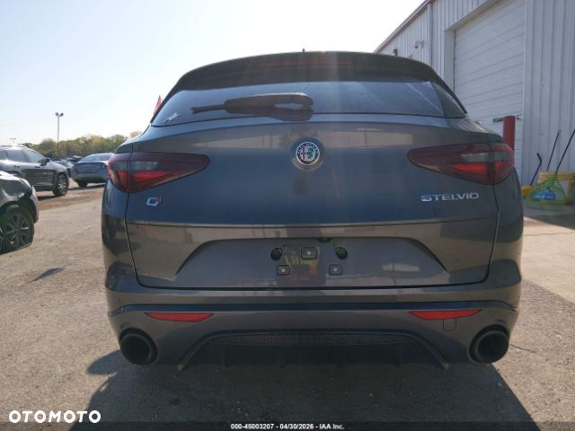Alfa Romeo Stelvio 2.0 Turbo Veloce TI Q4 - 7