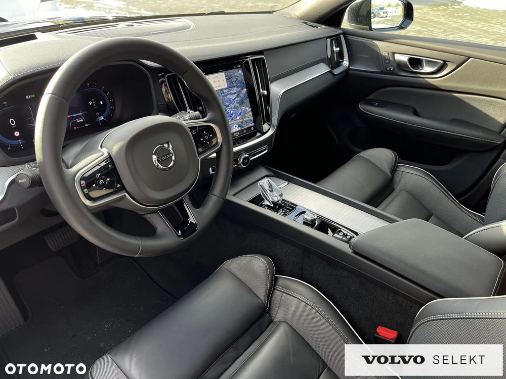 Volvo S60 2023 photo 4