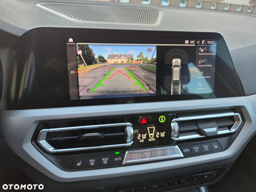 BMW Seria 3 318d Advantage - 22