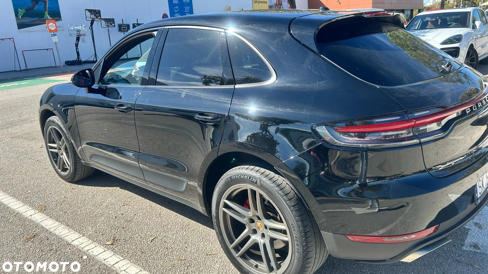 Porsche Macan Standard - 4