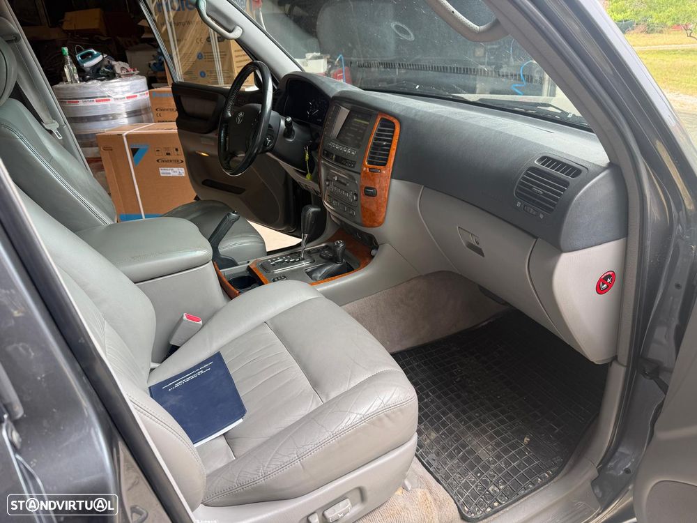 Toyota HDJ - 20