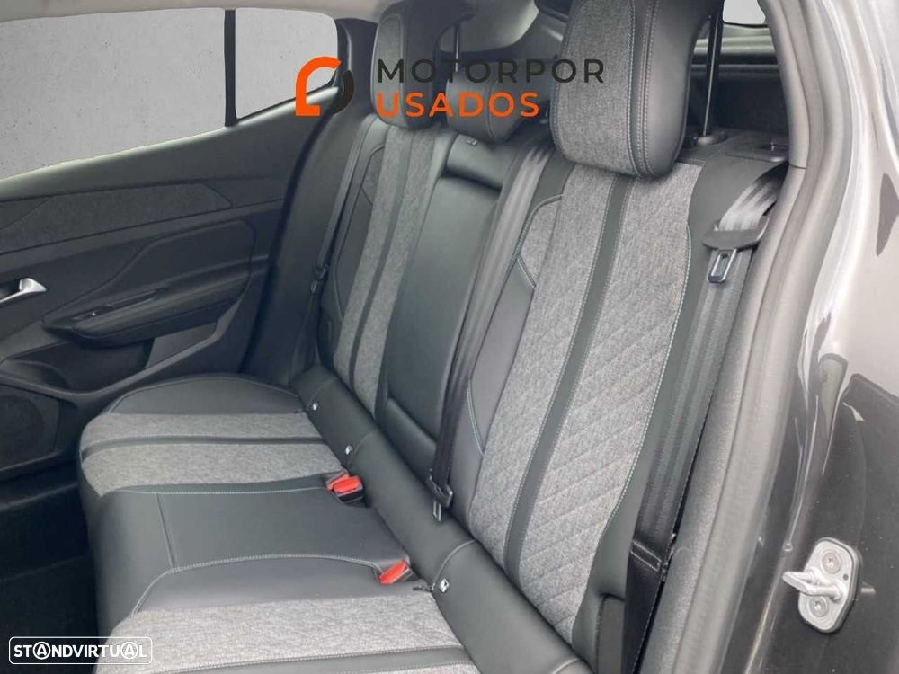 Peugeot 408 1.2 PureTech Allure EAT8 - 10