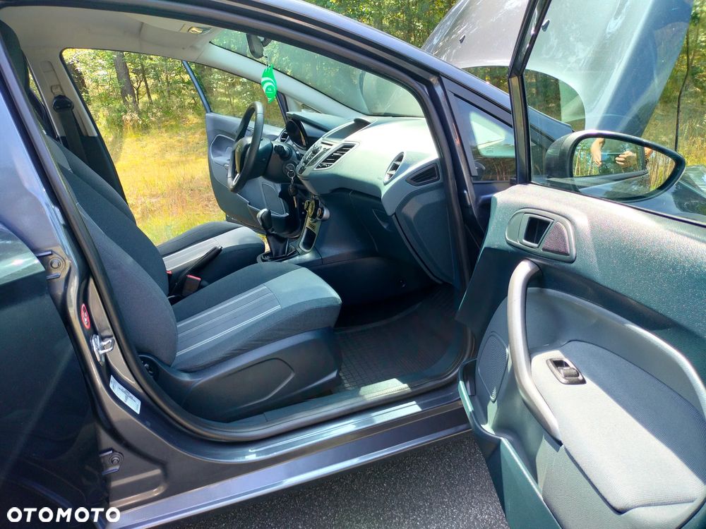 Ford Fiesta 1.25 Viva - 29