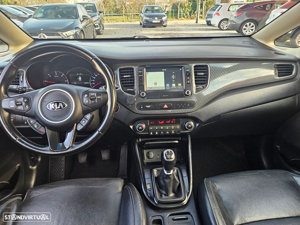 Kia Carens 1.7 CRDi ISG TX - 17