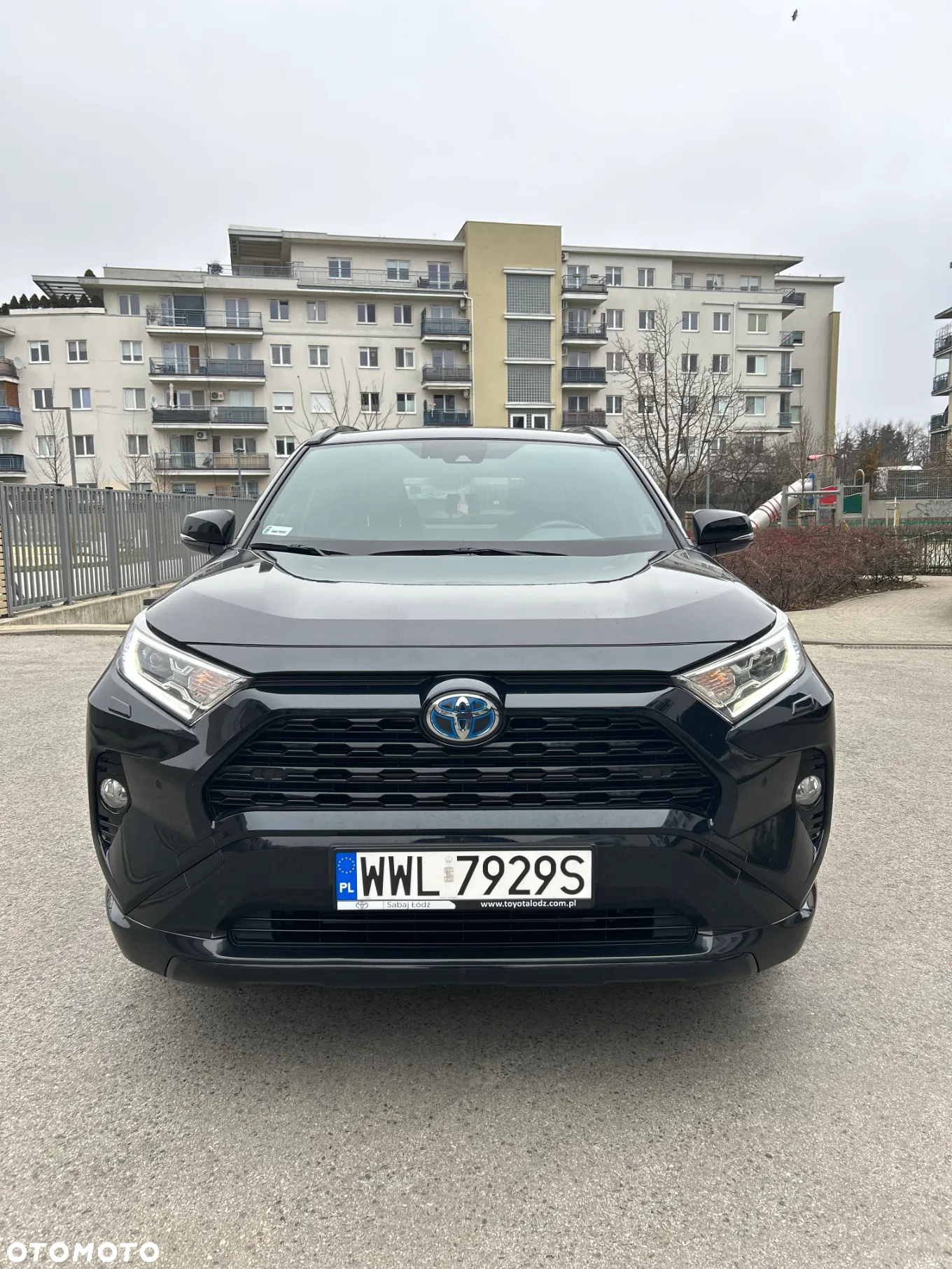 Toyota RAV4 2.5 Hybrid Black Edition by JBL 4x4 - 6