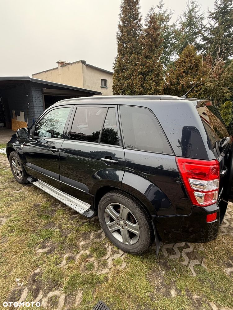 Suzuki Grand Vitara 2.0 De luxe - 3