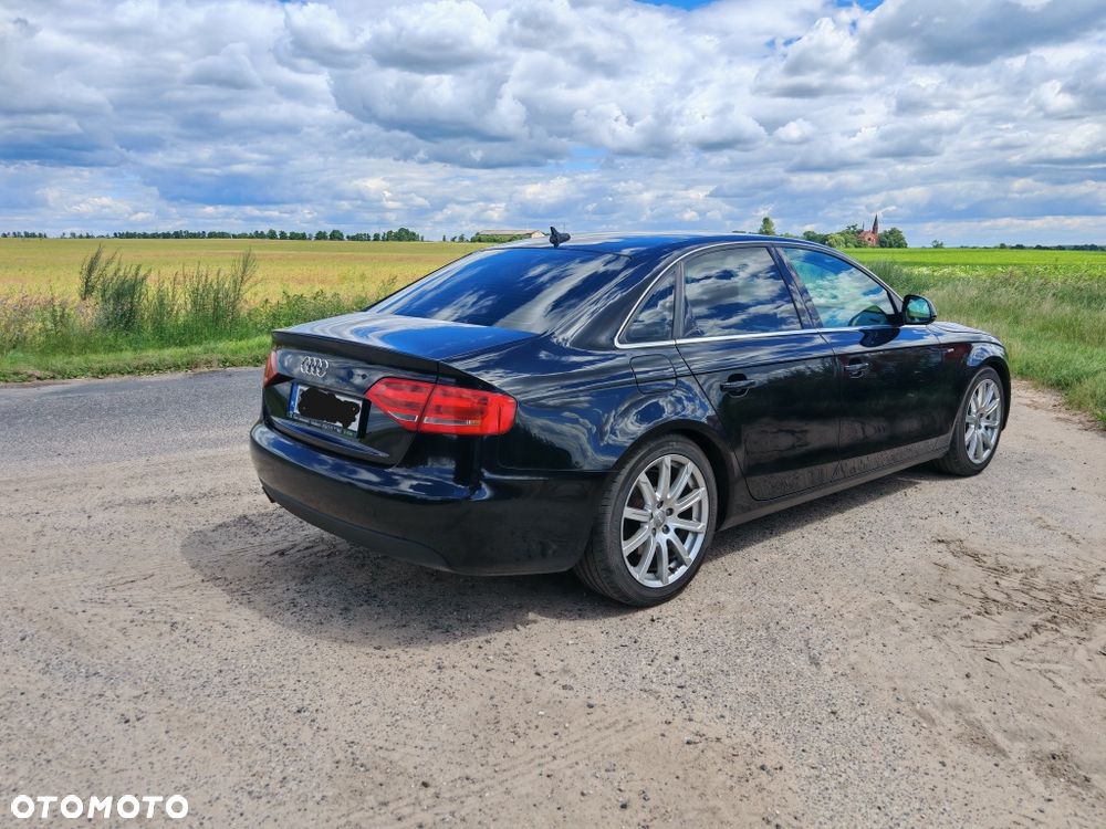 Audi A4 Limousine - 2