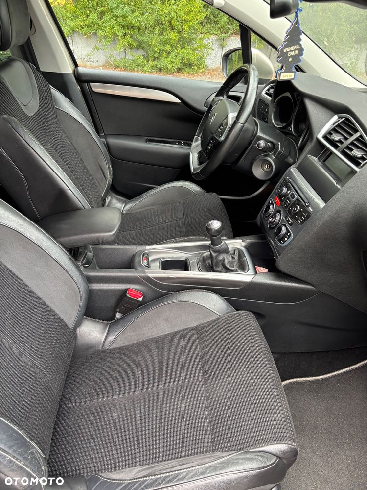 Citroën C4 1.6 VTi Exclusive - 6