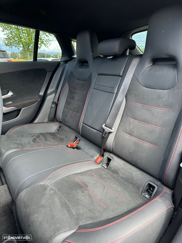 Mercedes-Benz CLA 180 d 8G-DCT AMG Line Advanced Plus - 42