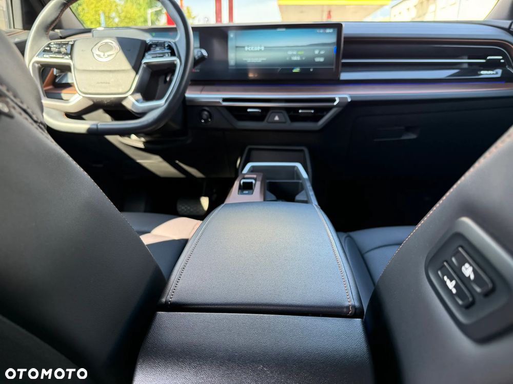 SsangYong/KGM Torres 80.6 kWh Adventure - 23