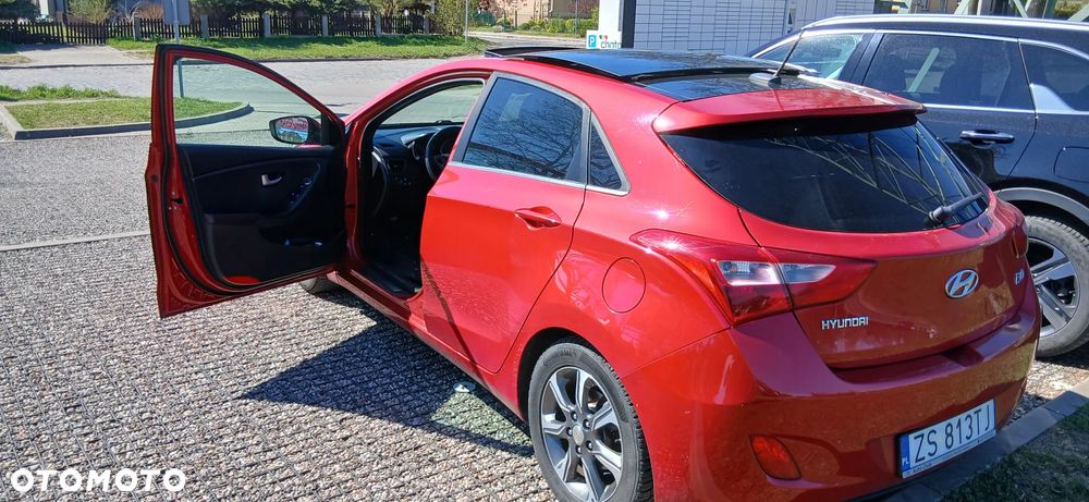 Hyundai i30 1.6 CRDi Automatik Trend - 14
