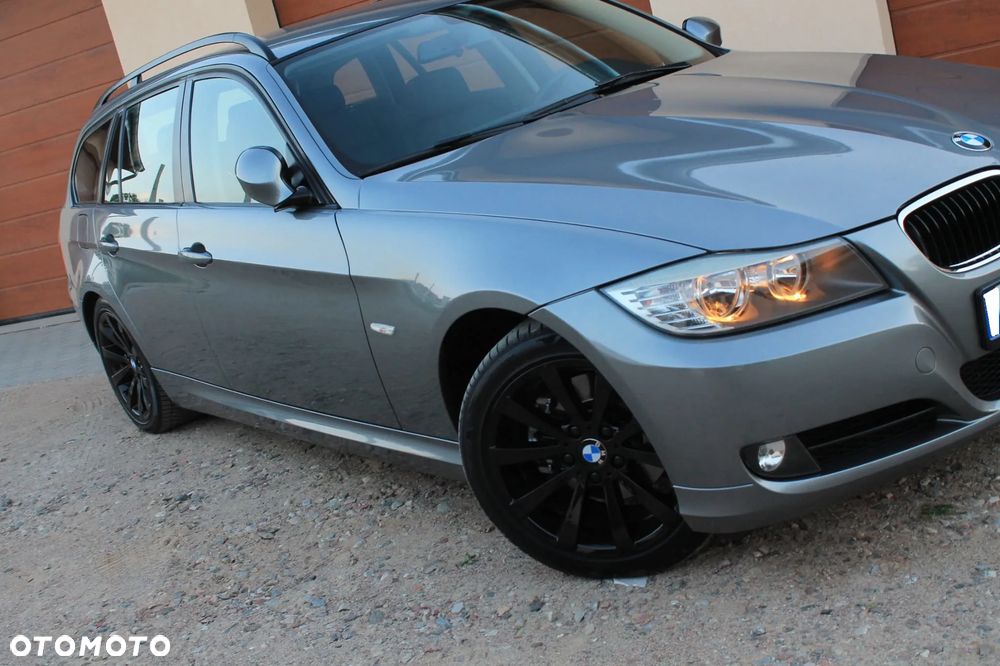 BMW Seria 3 318d DPF Edition Exclusive - 17