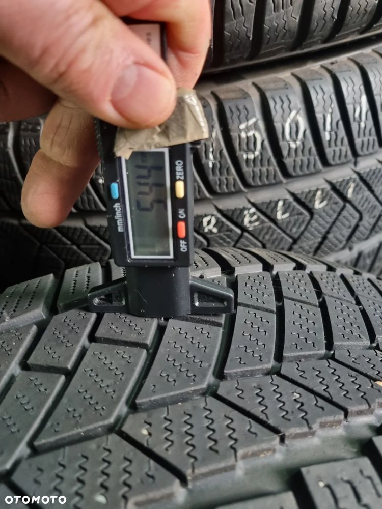 OPONY CONTI WINTER CONTACT TS830p 235/60r18 103v 2020r.5,5/4.8mm - 6