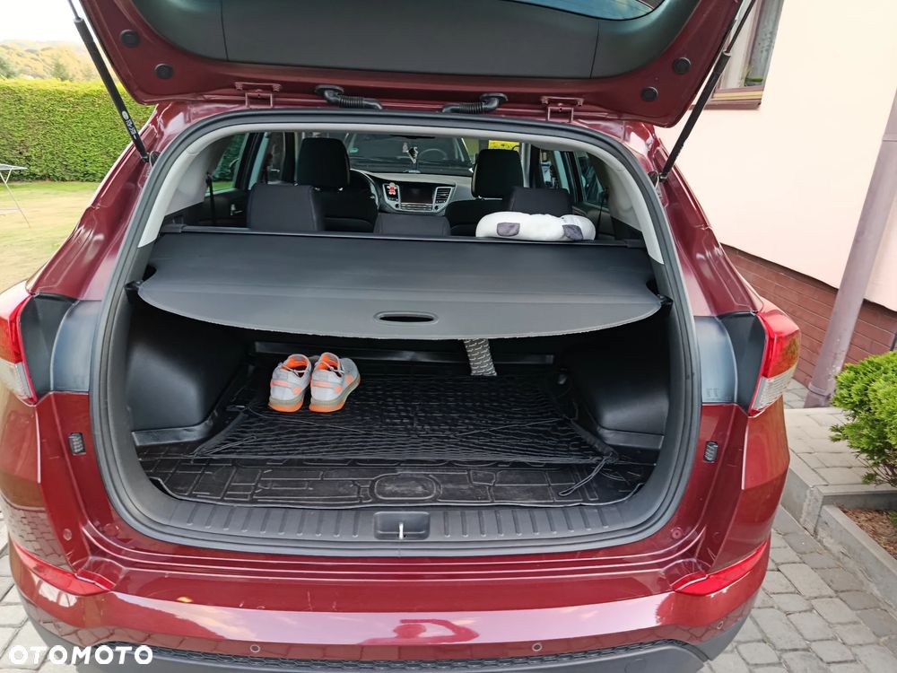 Hyundai Tucson 1.6 GDI BlueDrive Design 2WD - 11