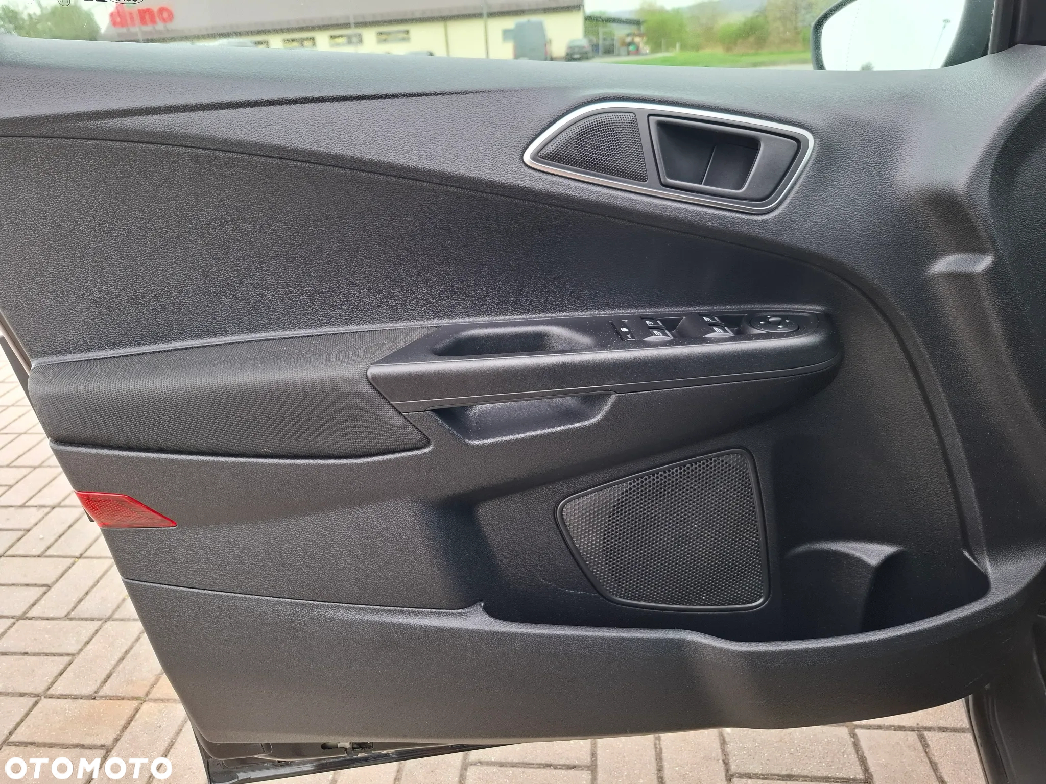 Ford B-MAX 1.5 TDCi Titanium - 10