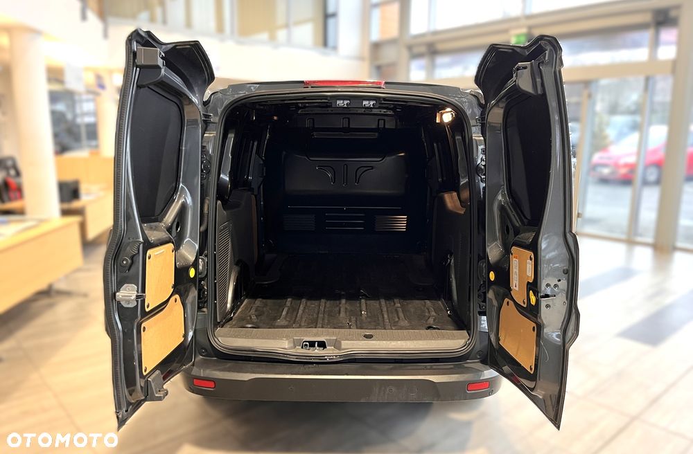 Ford Transit Connect - 23