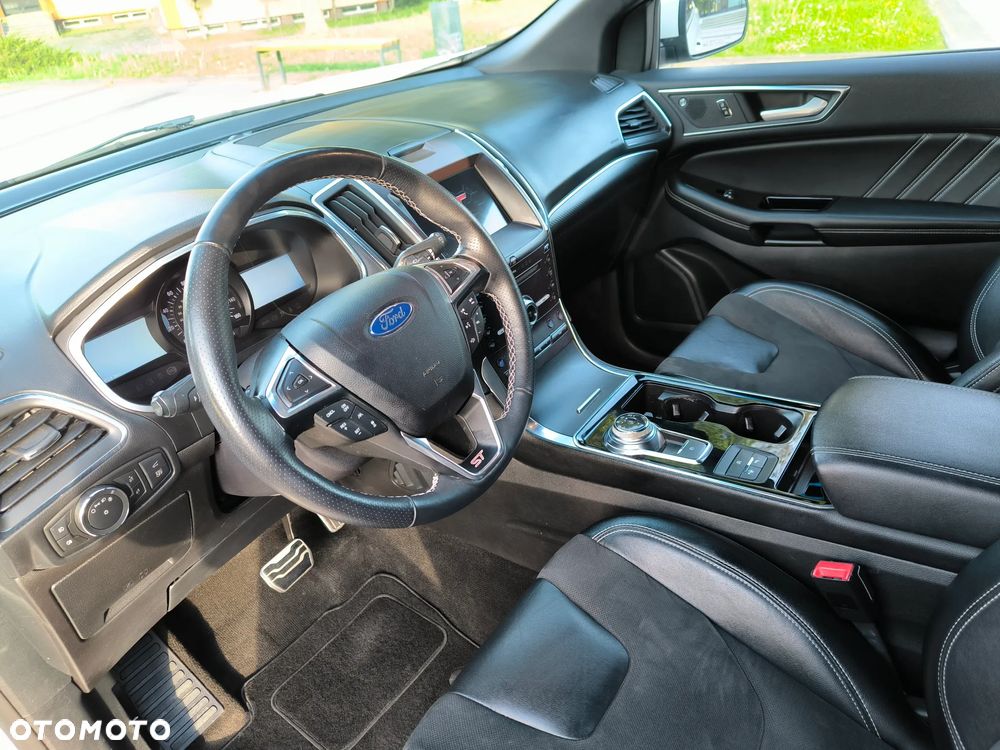 Ford Edge - 25