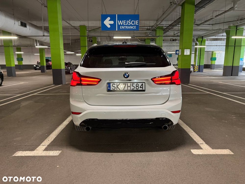 BMW X1 xDrive25i xLine - 4