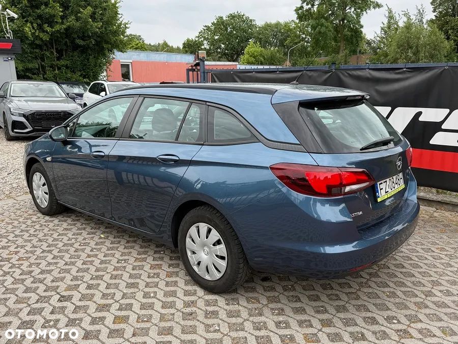Opel Astra 1.4 Selection - 8