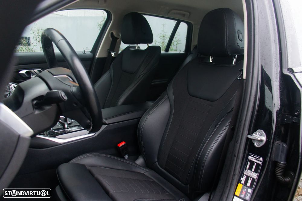 BMW 330 e Line Sport Auto - 11