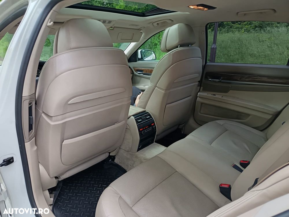 BMW Seria 7 740d xDrive Aut. - 7
