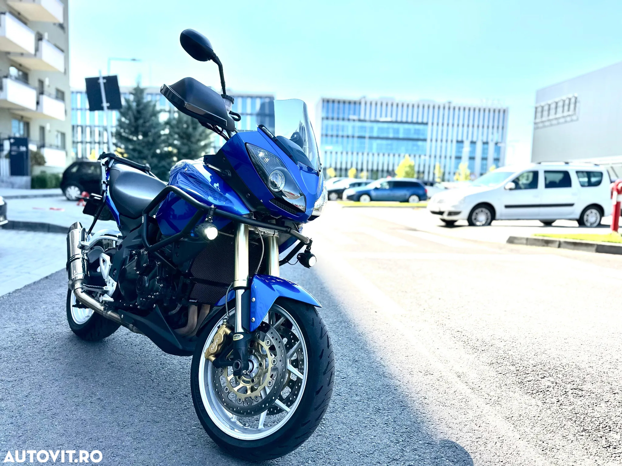 Triumph Tiger 1050 - 11