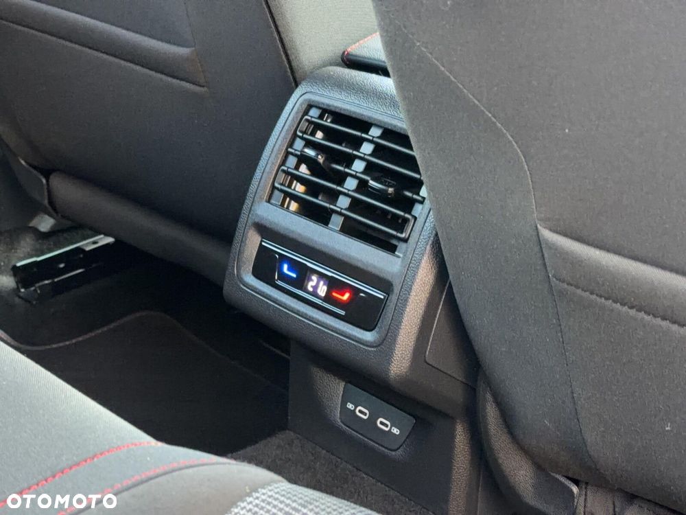 Volkswagen Golf 2.0 TSI GTI DSG - 14
