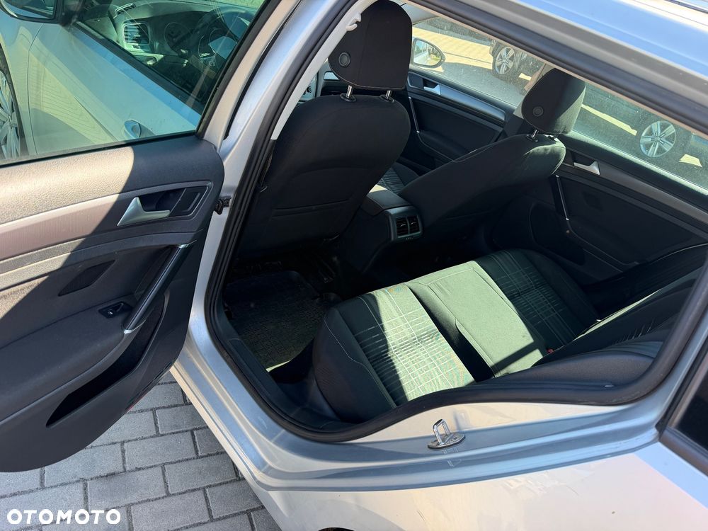 Volkswagen Golf 2.0 TDI Join - 15