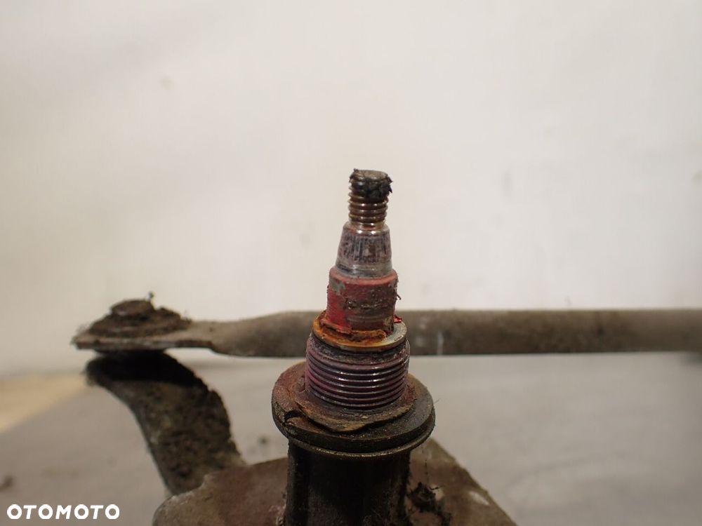 MECHANIZM WYCIERACZEK PRZÓD VOLKSWAGEN T3 - 3