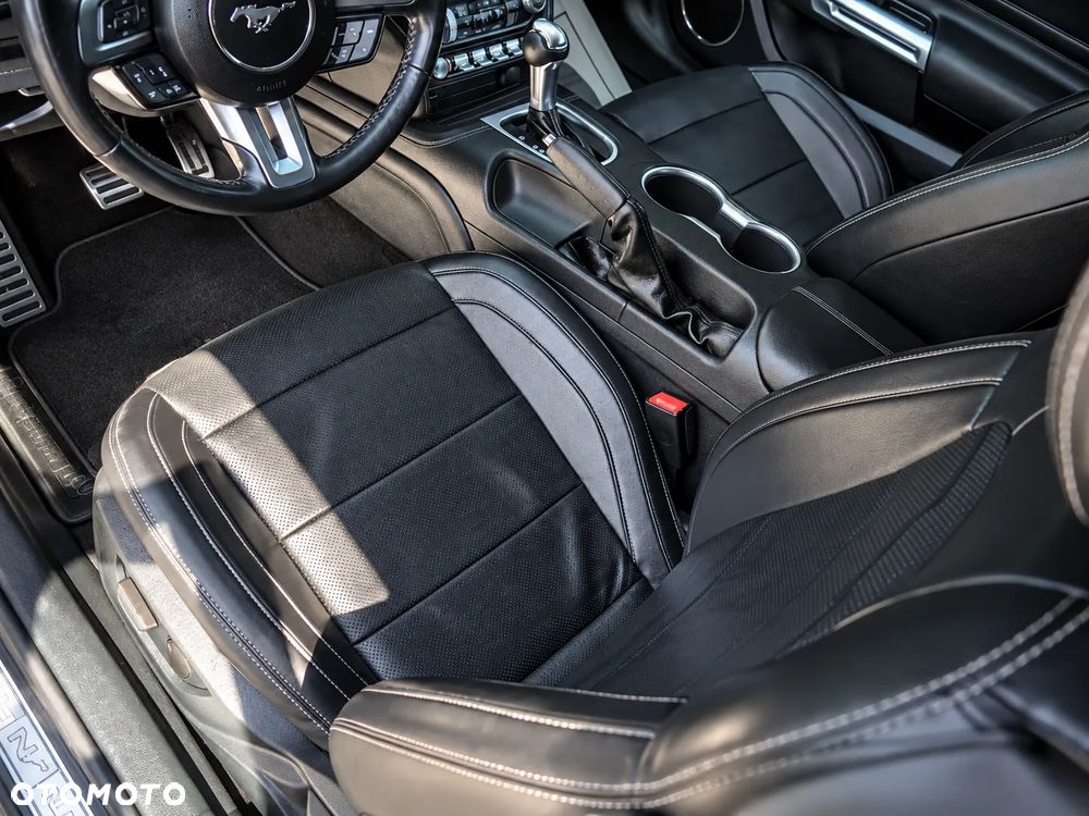 Ford Mustang 5.0 Ti-VCT V8 GT - 13