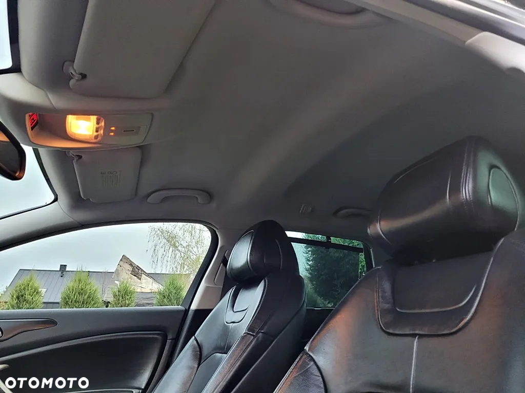 Citroën C5 Tourer HDi 115 FAP Business Class - 28