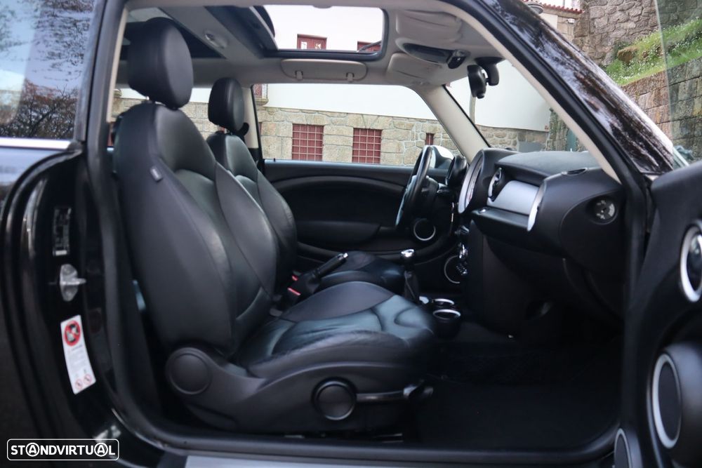 MINI 3 Portas - 14