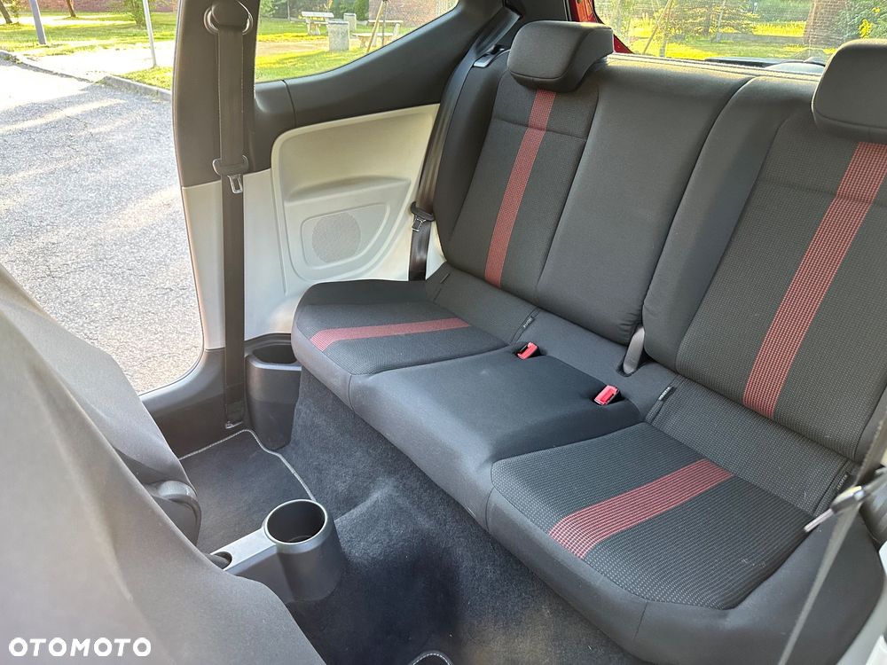 Volkswagen up! 1.0 TSI high - 11