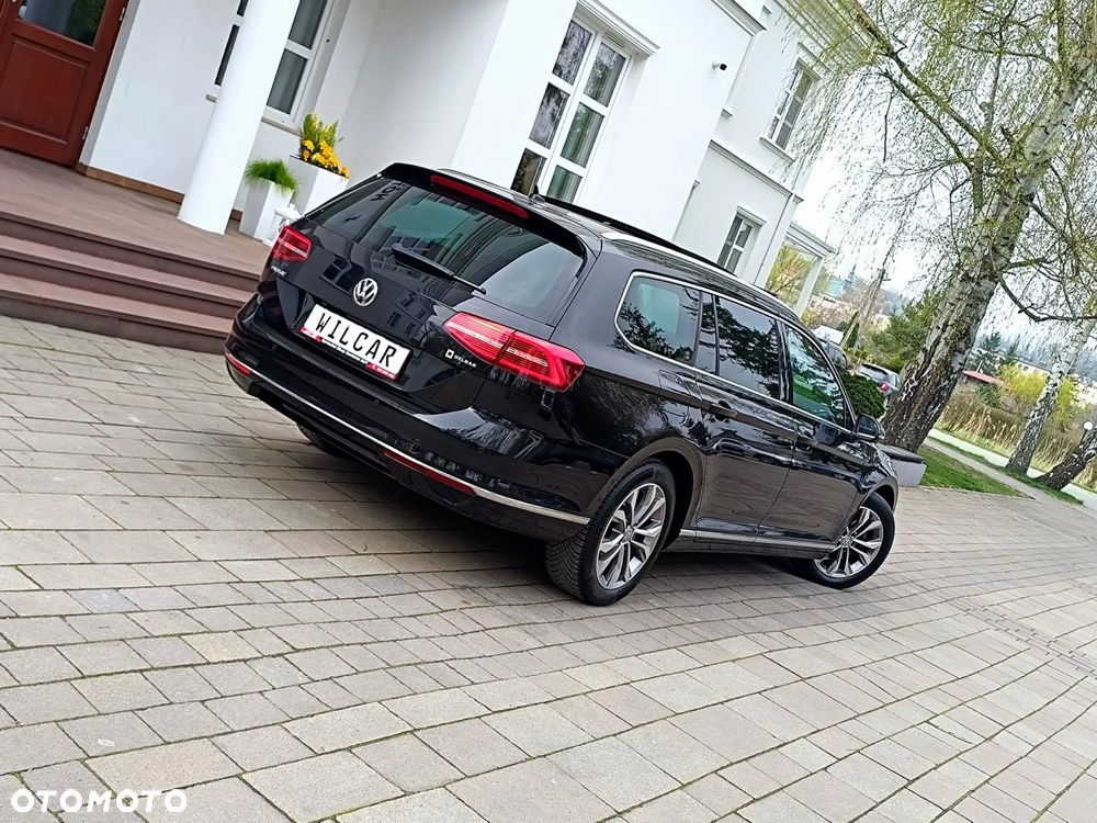 Volkswagen Passat 2.0 TDI (BlueMotion Technology) Highline - 40