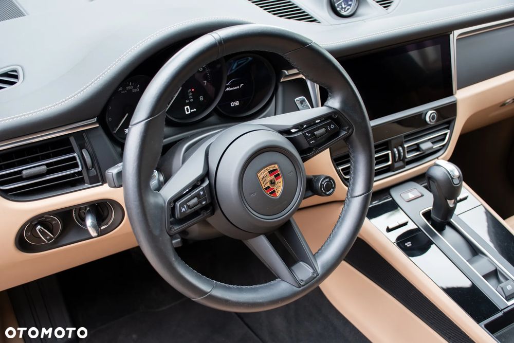Porsche Macan T - 8