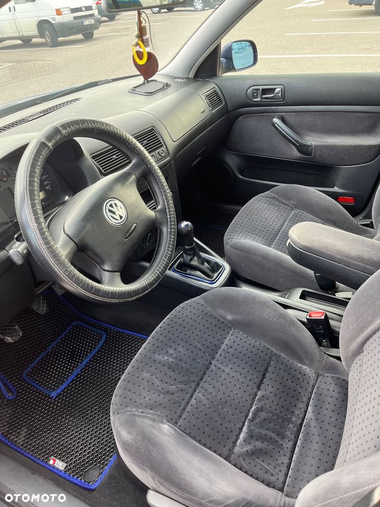 Volkswagen Golf 1.6 Basis - 10