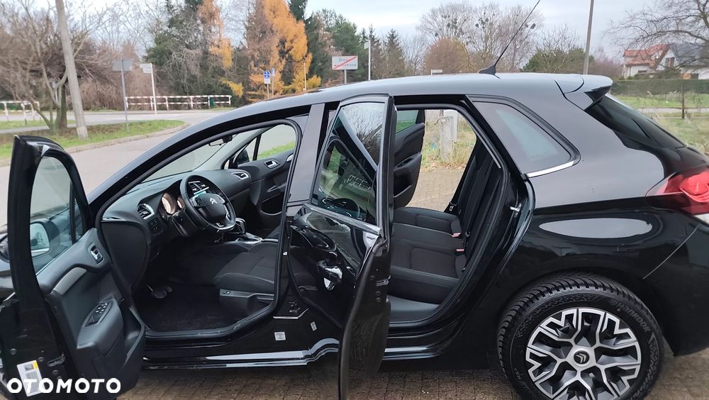 Citroën C4 BlueHDi 120 Stop&Start EAT6 Selection - 28