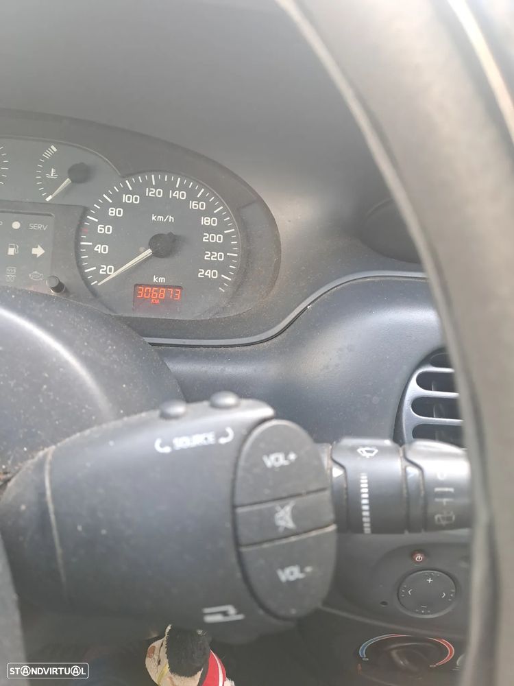 Renault Mégane 2002 photo 5