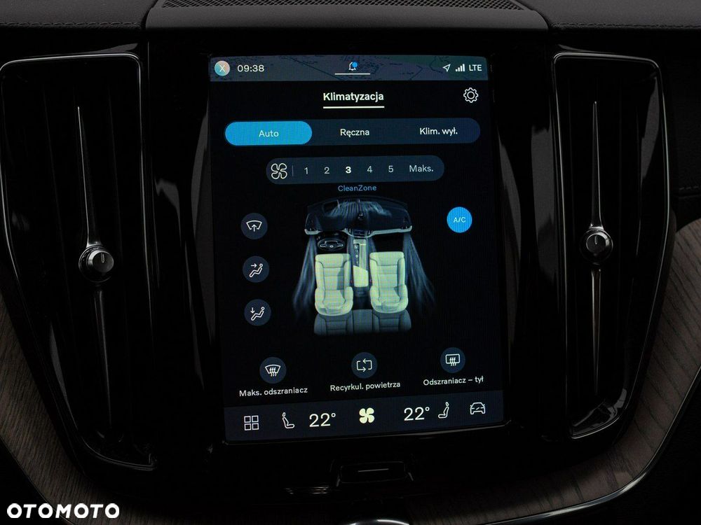Volvo XC 60 B4 D AWD Inscription - 18