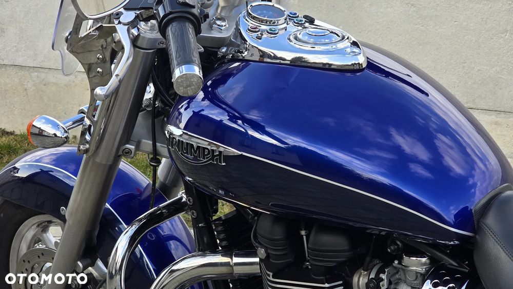 Triumph America - 13