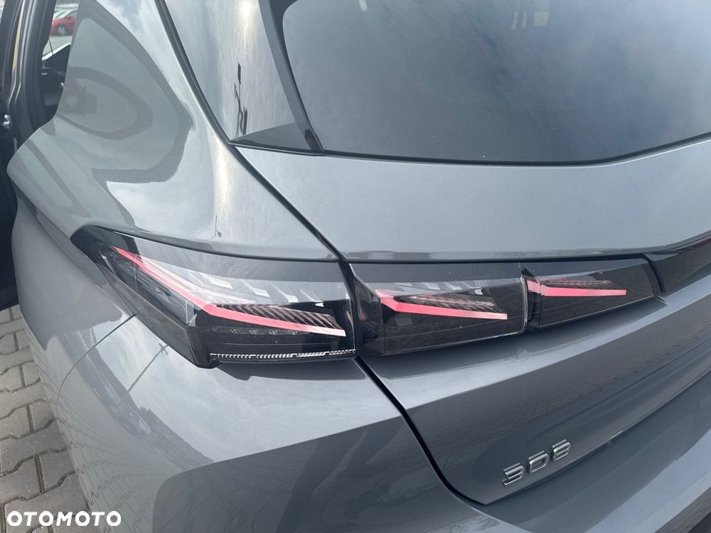 Peugeot 308 Hybrid 136e-DSC6 GT - 13