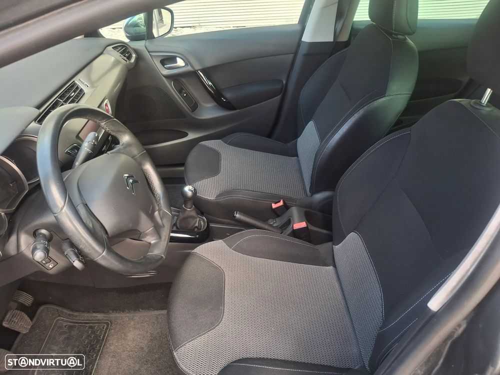 Citroën C3 1.4 HDi Exclusive 99g - 8