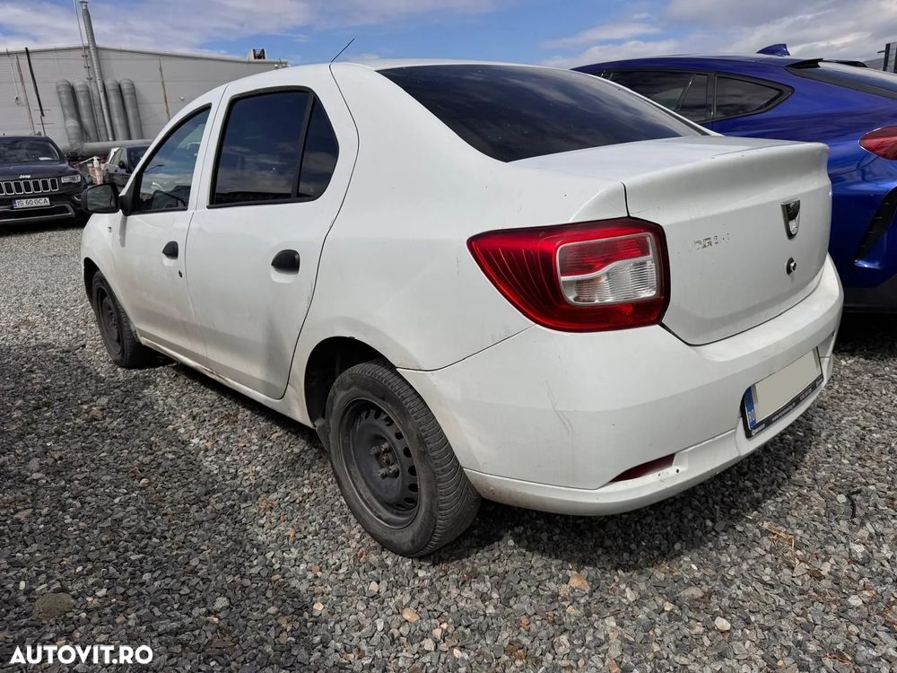 Dacia Logan 2015 photo 4