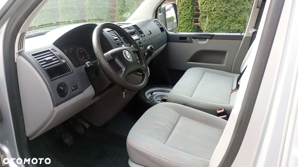 Volkswagen Transporter T5 - 14