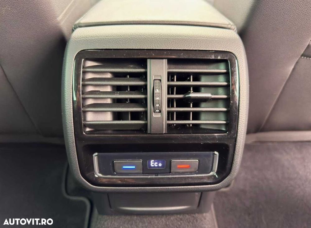 Volkswagen Passat - 29