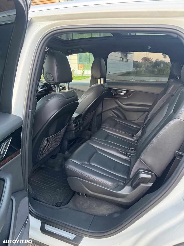 Audi Q7 3.0 TFSI Quattro Tiptronic - 14