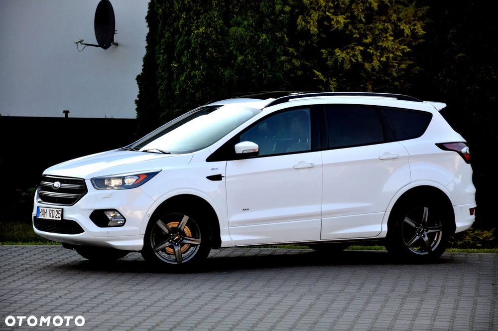 Ford Kuga 1.5 EcoBoost 4WD Titanium Plus - 2