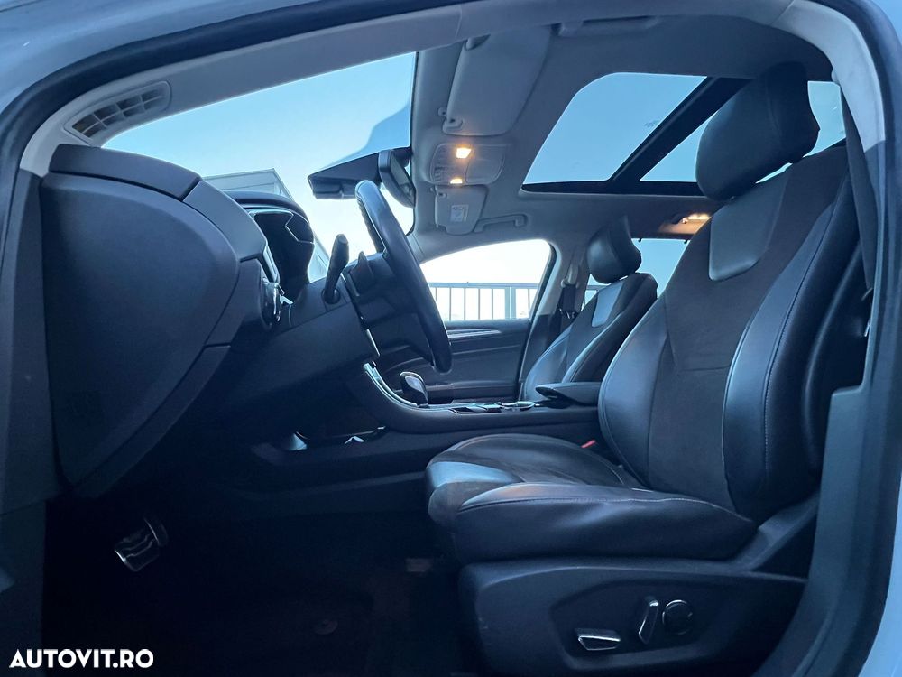 Ford Mondeo 2.0 TDCI PowerShift ST Line High - 9